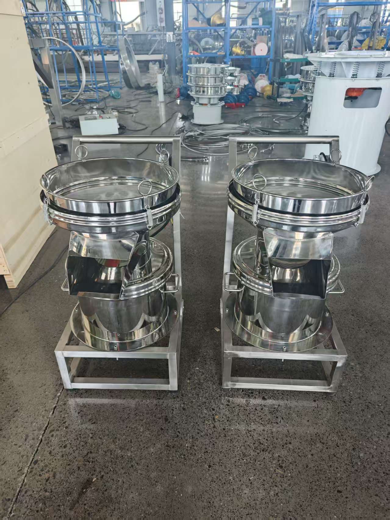 450 Vibrating Screen เครื่องร่อนคัดขนาด 450 มิลลิเมตร สำหรับงานคัดขนาดใช้พื้นที่เล็กแต่ได้การผลิตที่ไม่เล็กตาม - Image 4